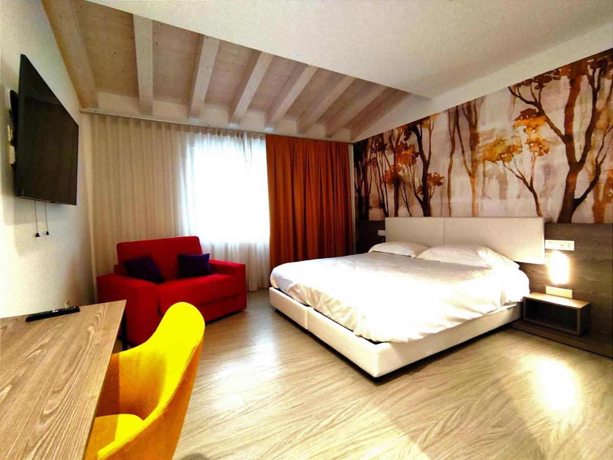 Hotel Luna Vigonovo エクステリア 写真